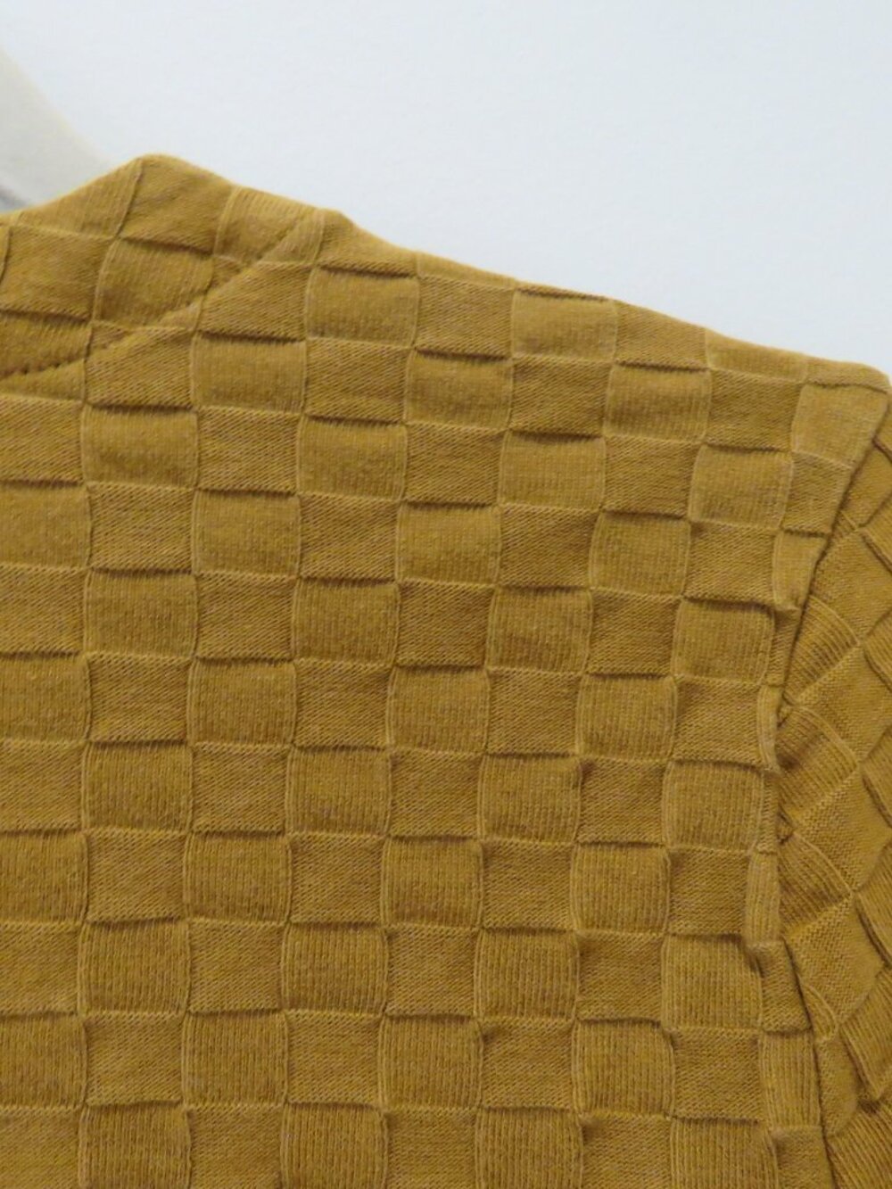 MADEWELL V-Neck Cardigan in Checkerboard Jacquard in Sepia Small Granola Girl - Picture 12 of 13